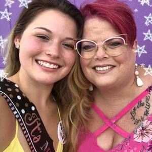 Meet your Posher, Alisa